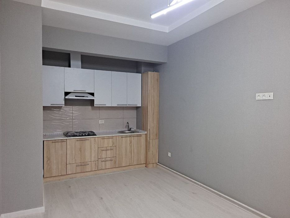 Oshxona, shkaf mebel na zakaz kuzonniy