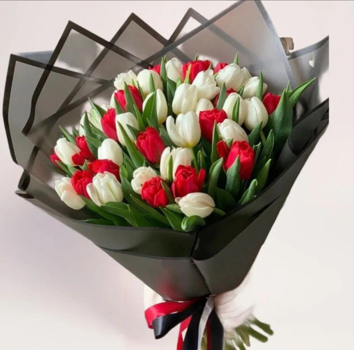 Цветы тюлпаны на 8 марта