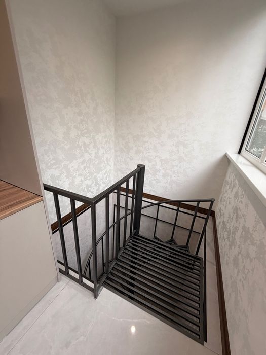 Нежилое помещение,первая линия