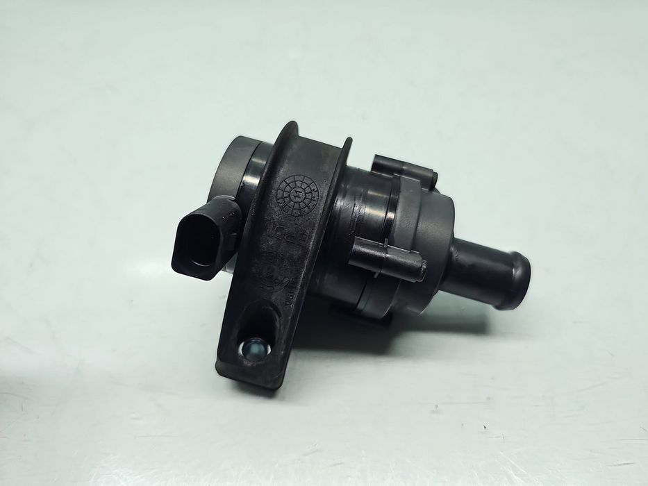 Pompa recirculare apa Volkswagen Golf 6 (5K1) [Fabr 2009-2013] 1K09655
