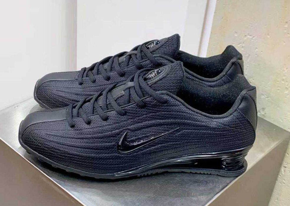 Нови мъжки маратонки Nike Air Max Shox Z black размер 43
