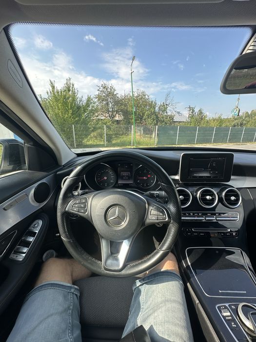 Mercedes-Benz C220 W205 2.2 CDI 170 CP Automat | 2015 | Istoric complet