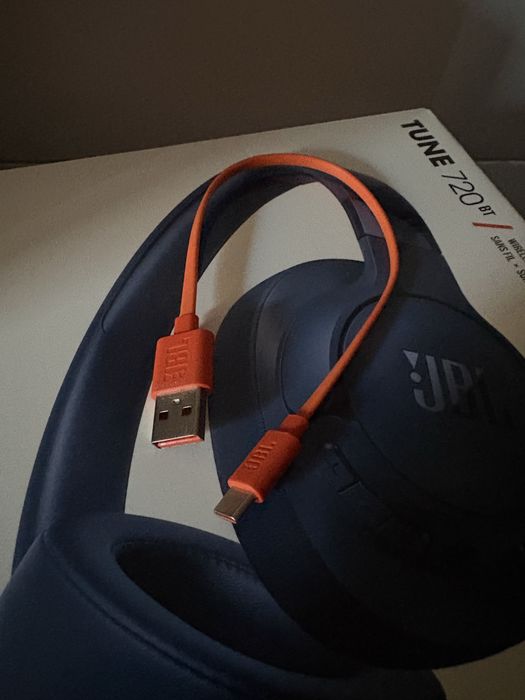 Casti JBL Tune 720BT Albastre