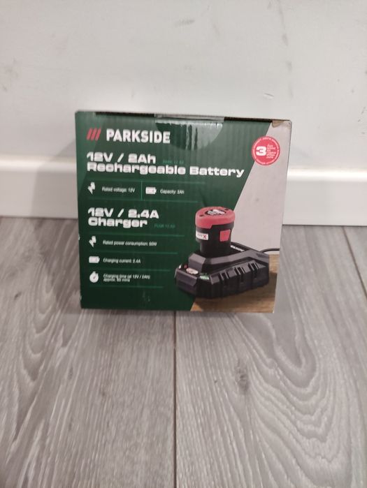 Baterie 2 ah 12 V  incarcator 2.4 ah Parkside set  acumulator