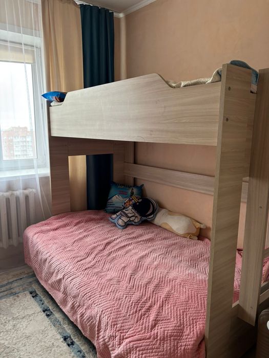Двухярустная кровать