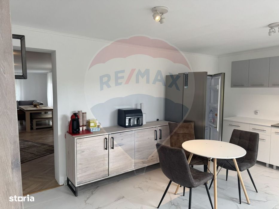 Casa finalizata recent, 2.800 mp teren Livada - Petresti de Jos