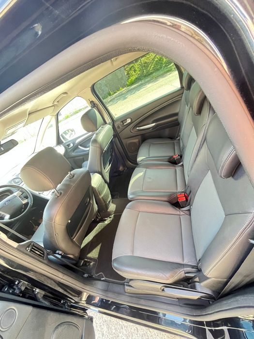 Ford s max an 2010