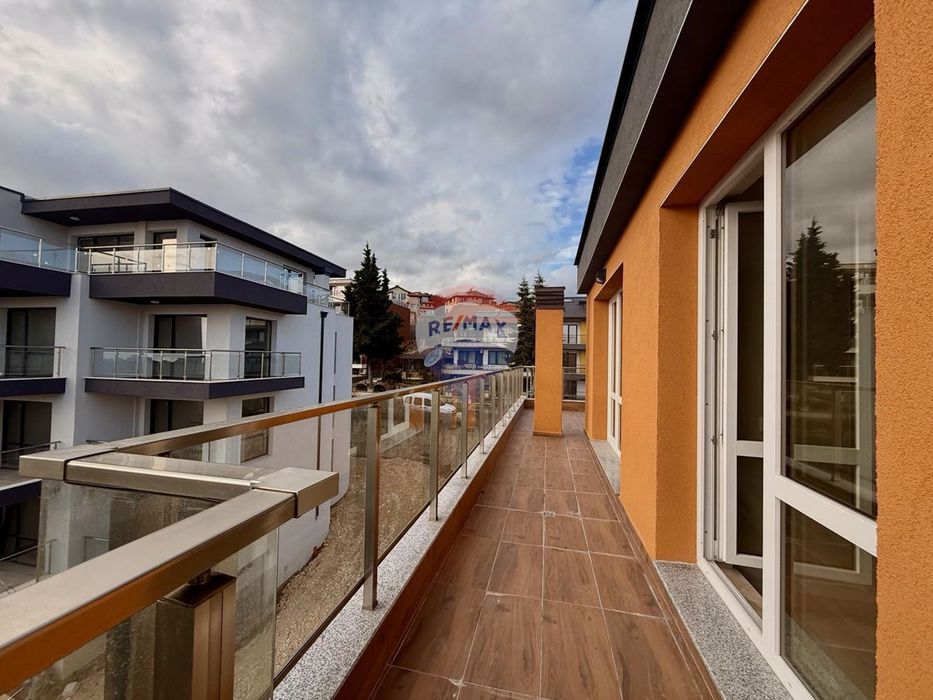 Продава се Двустаен апартамент в Варна, Виница - 69 кв.м за 1142 €/кв.м - Снимка #12