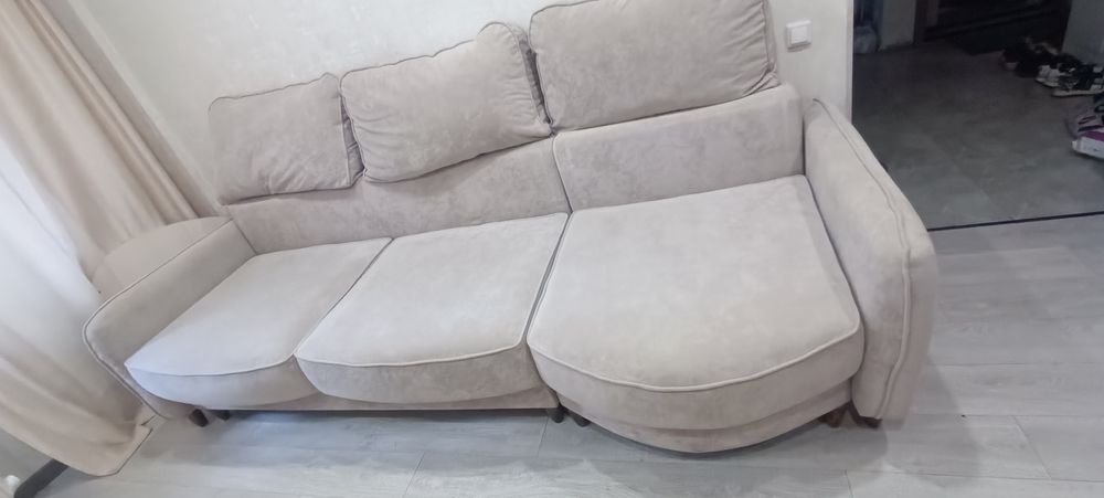 Продам диван Амели