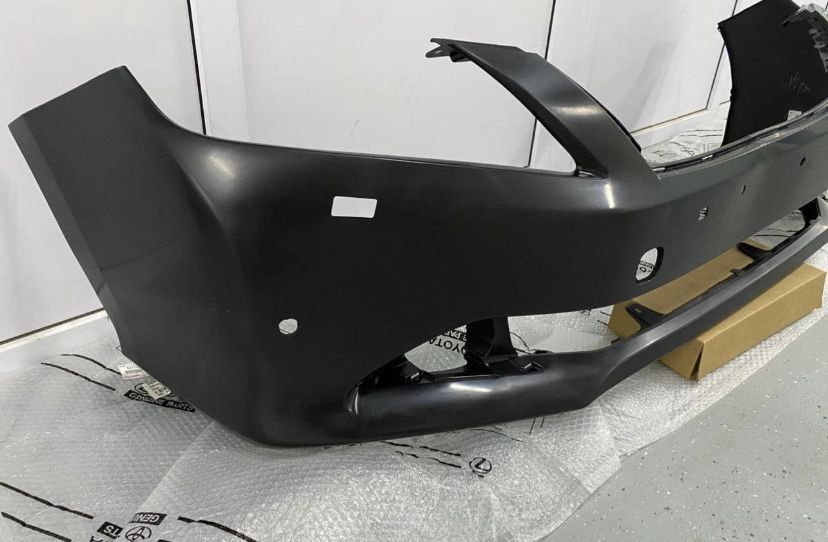 Бампер передний Камри 50