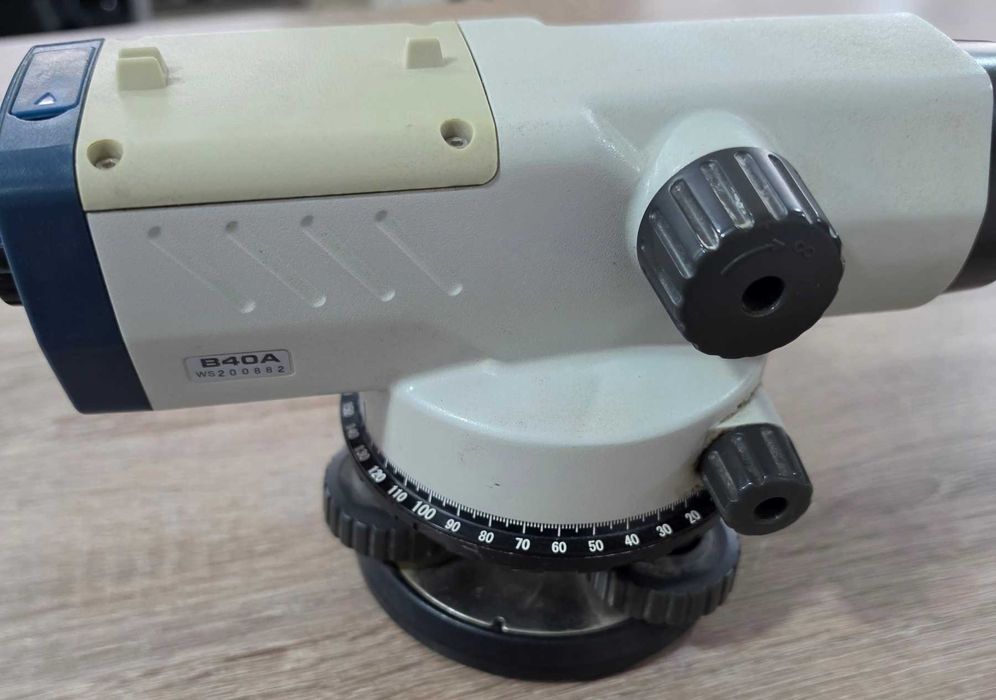 Оптичен нивелир SOKKIA B40