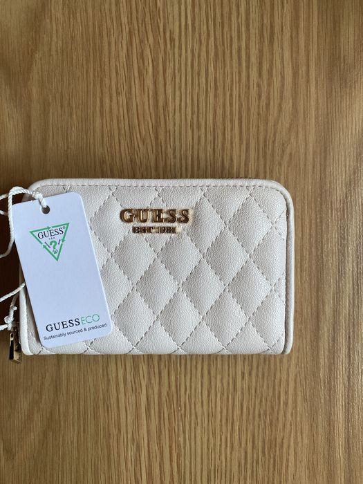 Guess портфейл - неизползван