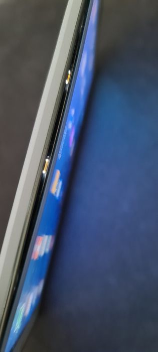 Tableta cu SIM Samsung Galaxi TAB 4