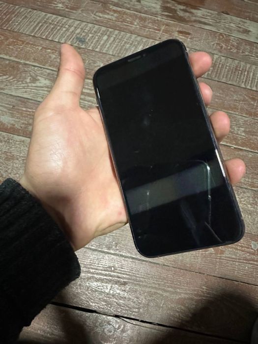 Iphone 11 pro, xotira 256, yomks 86%