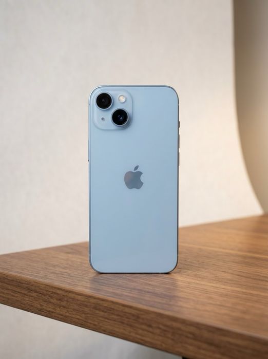 Iphone 14 plus blue