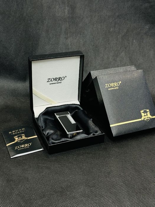 Керосиновая зажигалка ZORRO