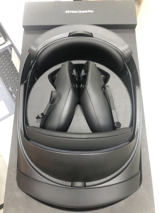 Meta QuestPro черные (п25)