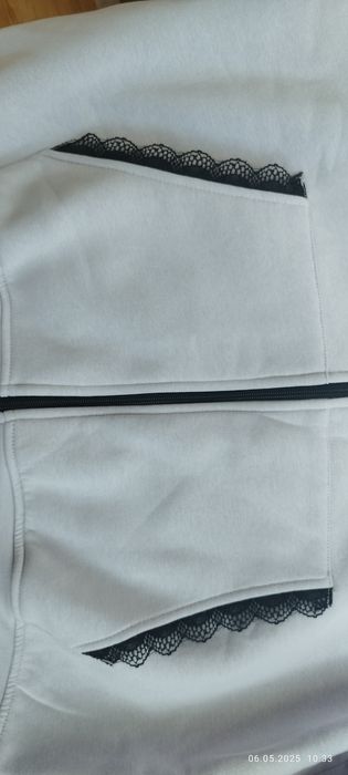 Суичър от CROPP, XS