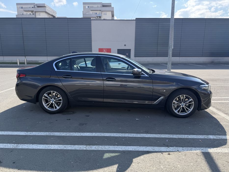BMW 520e  Plug-In Hybrid 2022