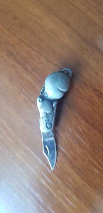 Продам брелки для ключей