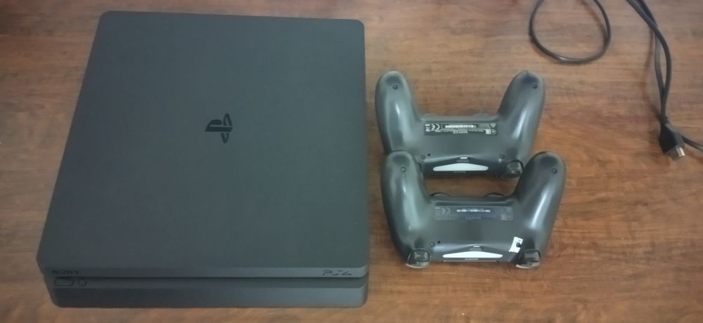 PlayStation 4 slim gold hen версия 12