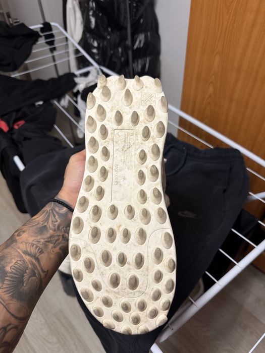 Off white Odsy 1000