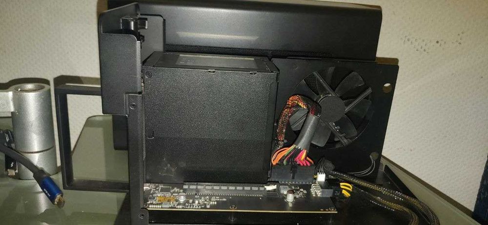 Razer Core(Вн-й кейс-видеокарта,Ориг.)+ AMD RX 5700 XT Sapphire Nitro+