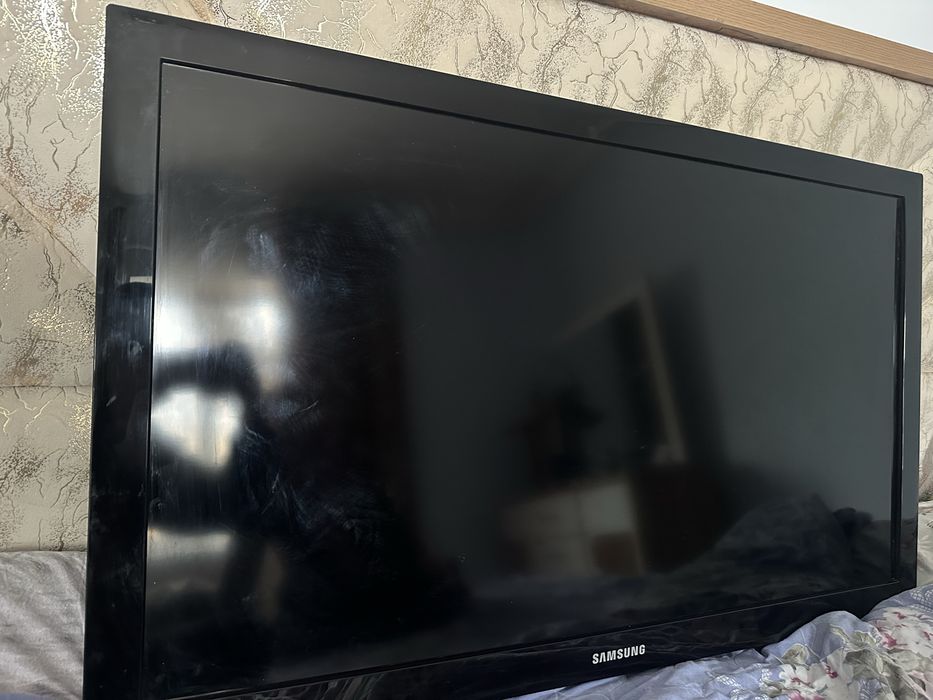 Samsung Телевизор сатилады