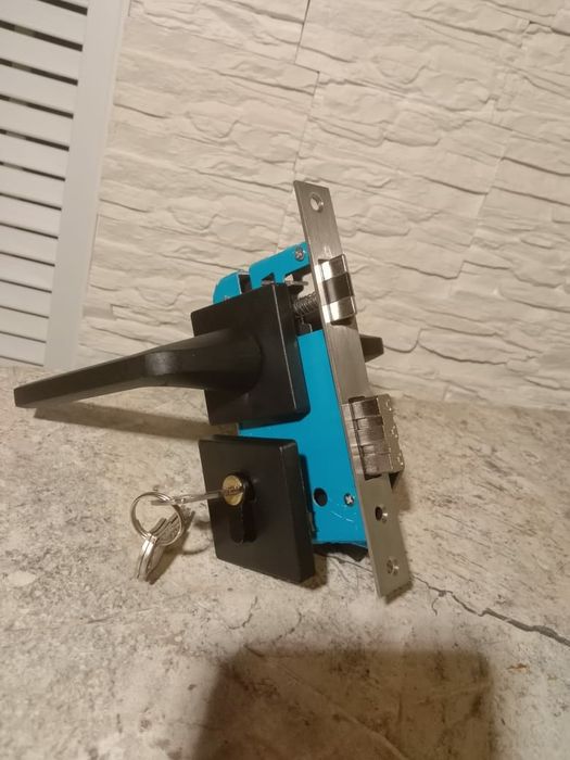 замки дверные внутренние