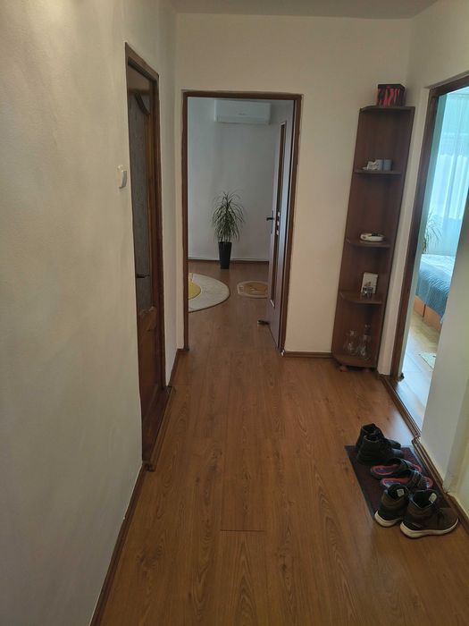 Apartament 2 camere, 2 balcoane zona gării
