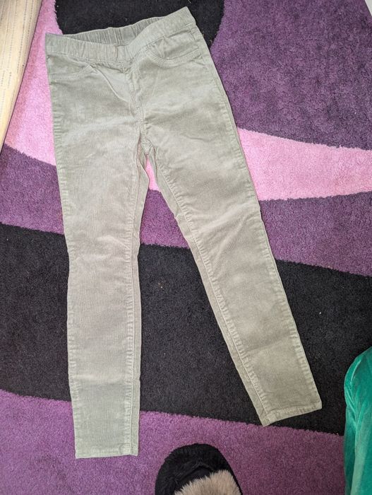 Pantaloni fetița 6-7 ani