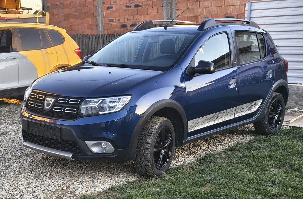 Dacia Sandero Stepway 0898 Celebration