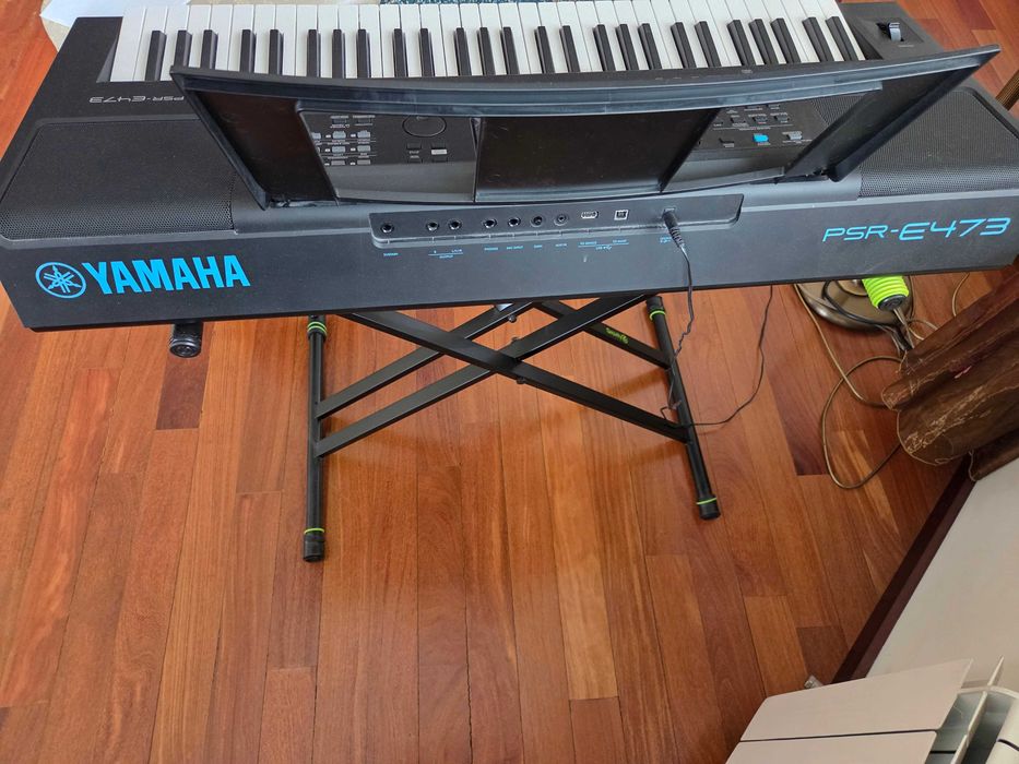Динамичен синтезатор Yamaha PSR-E473