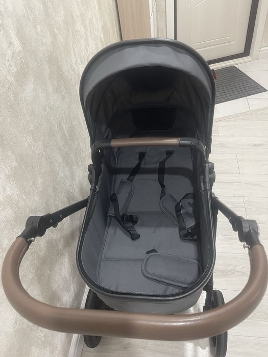 Продам коляску фирмы Kidilo