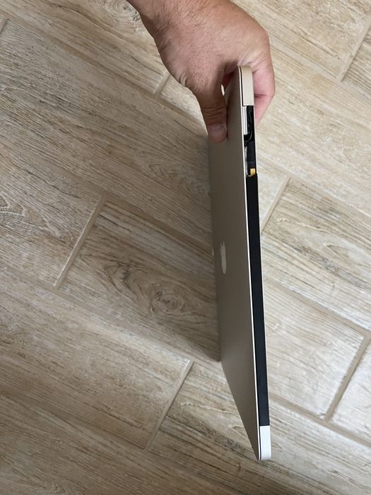 Macbook air mid 2012 i5 1.8ghz