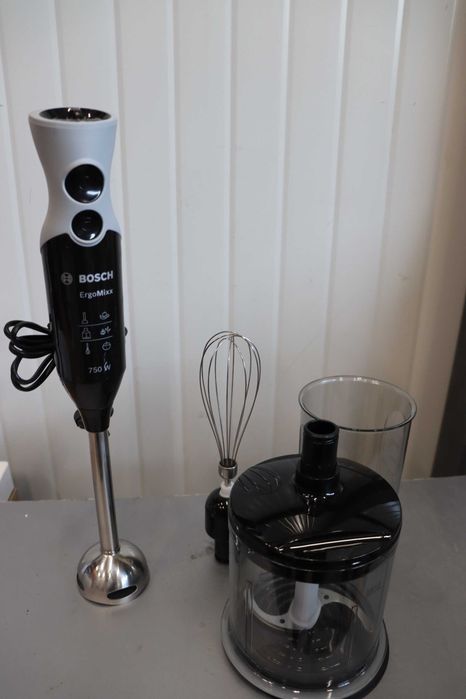 Bosch ErgoMixx MSM67160 3в1 – пасатор с 750 W мотор и купа 1 L