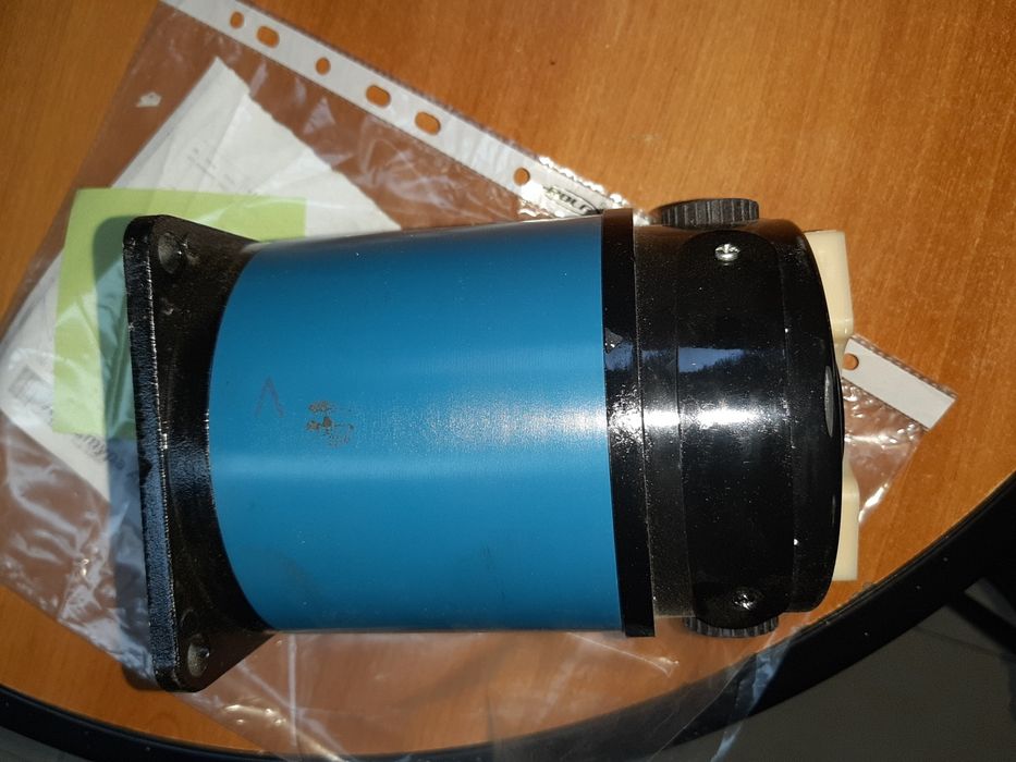 Продам электродвигатели