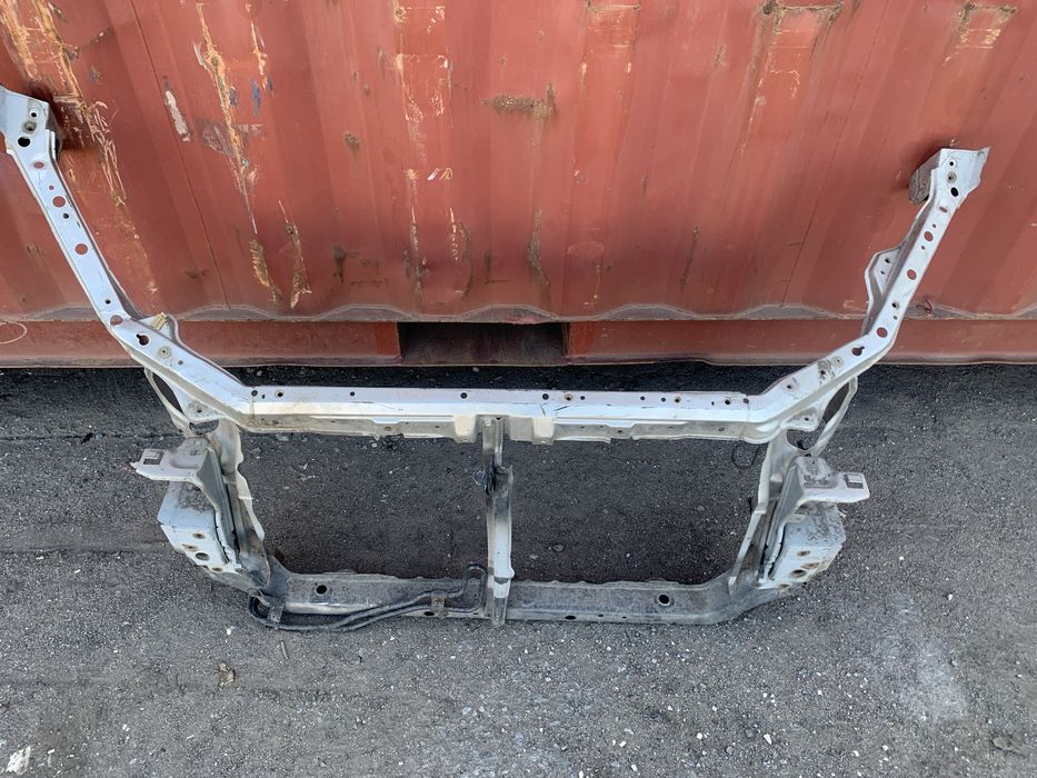 Телевизор на Тойота Превия, Эстима в оригинале