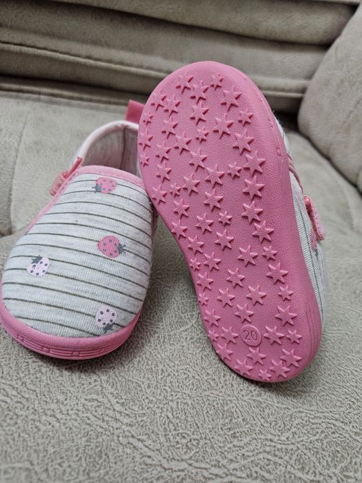 Нови обувки Obaibi