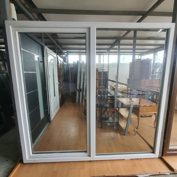 Usa culisanta glisanta  NOI 210x200cm cu  6 camere alb/nuc/antracit -