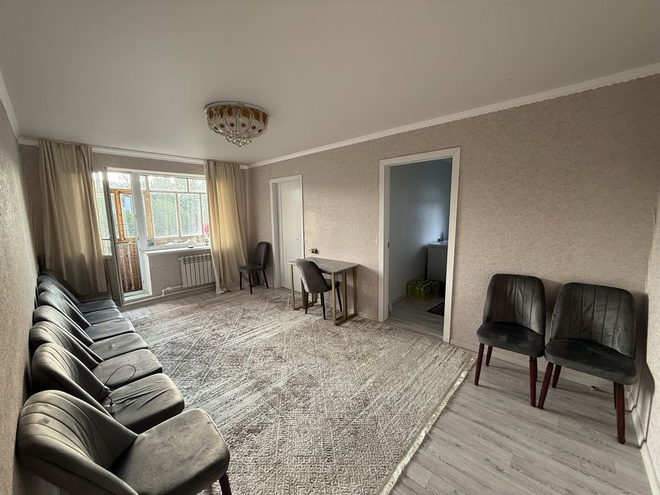 Продаю 4-х ком квартиру