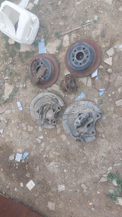 Запчасти ипсум.есік серый түс. бампер.суппорт и другие запчасти