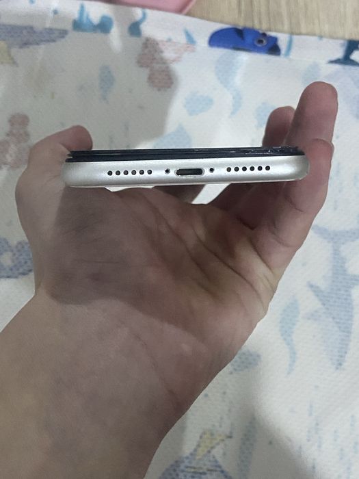 Айфон 11 128гб не рабочи