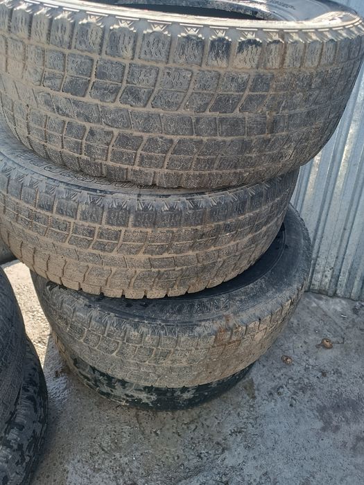 Резина на автомобиль