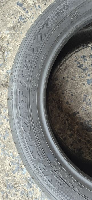2 anvelope vara ca noi Dunlop 255/45/19.Pretul este pe bucata.