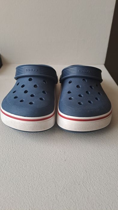 Crocs J2  (33-34)