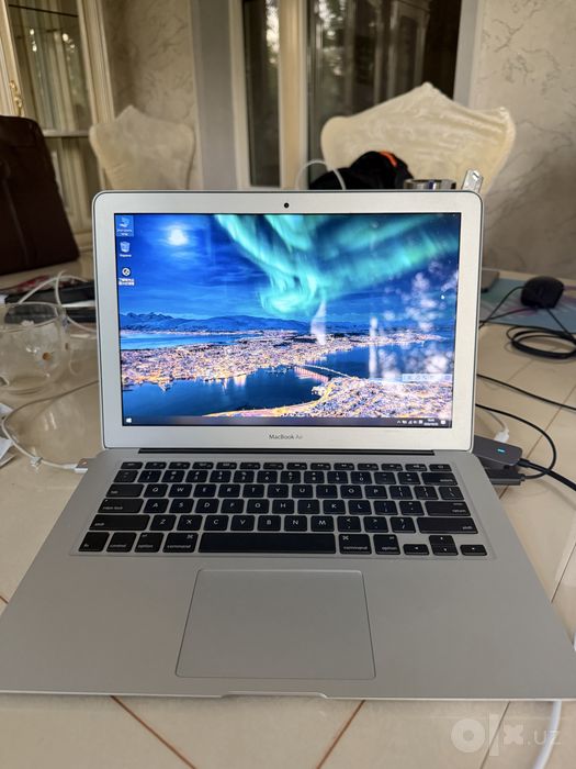 Продаётся macbook air 2015