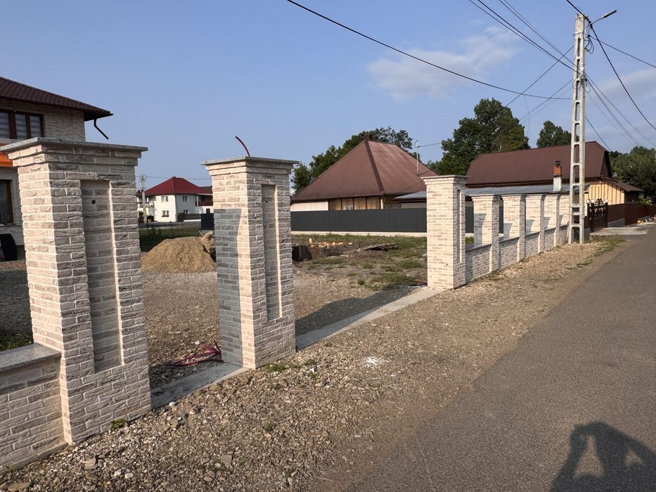 Lucrari din Caramida aparenta, fatade, garduri, foisoare,