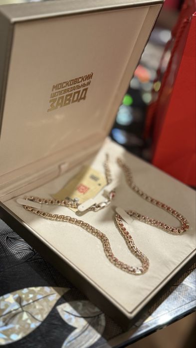 Зототая цепь Гарибальди вес 40,70 гр.  585