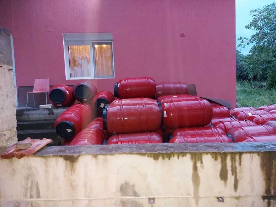 Бидони  220л от МАСЛИНИ 1 тон от зехтин